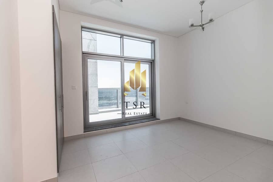 14 Brand New | Spacious | Well Maintained Apt