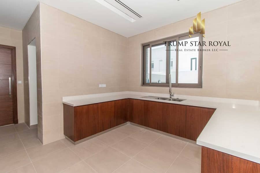 5 Contemporary Style 7Br +Maid Villa in District One MBR City