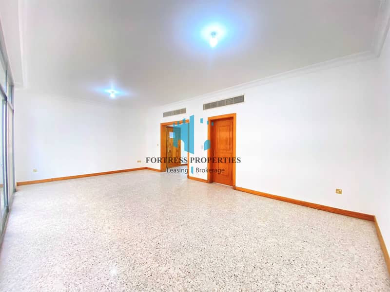 2 Charming 2 Master Bedrooms + Maidsroom & Balcony | Near Family Park