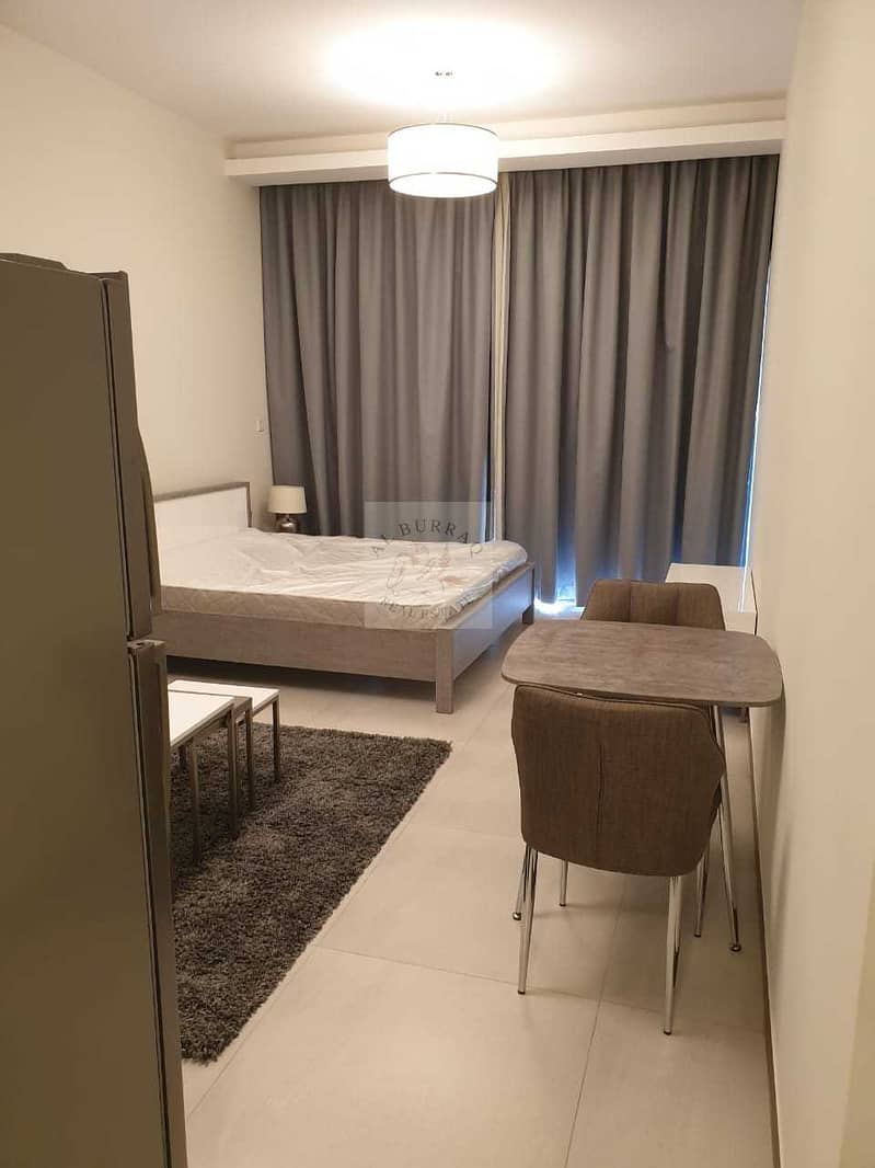 STUDIO IN BUSINESS BAY FURNISHED AND BRIGHT APARTMENT