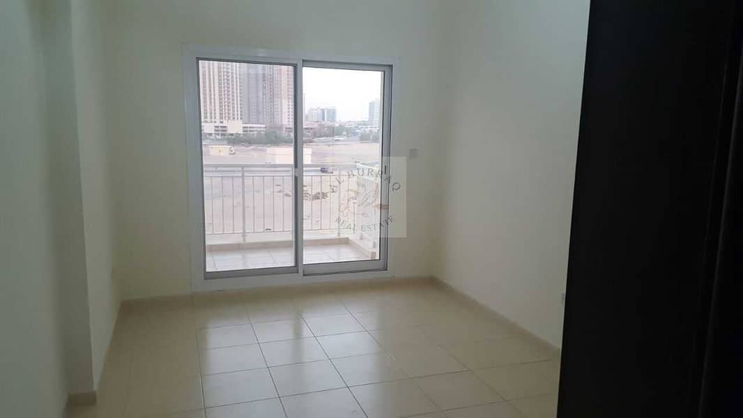 9 1 Bed with balcony for rent in qpoint Liwan
