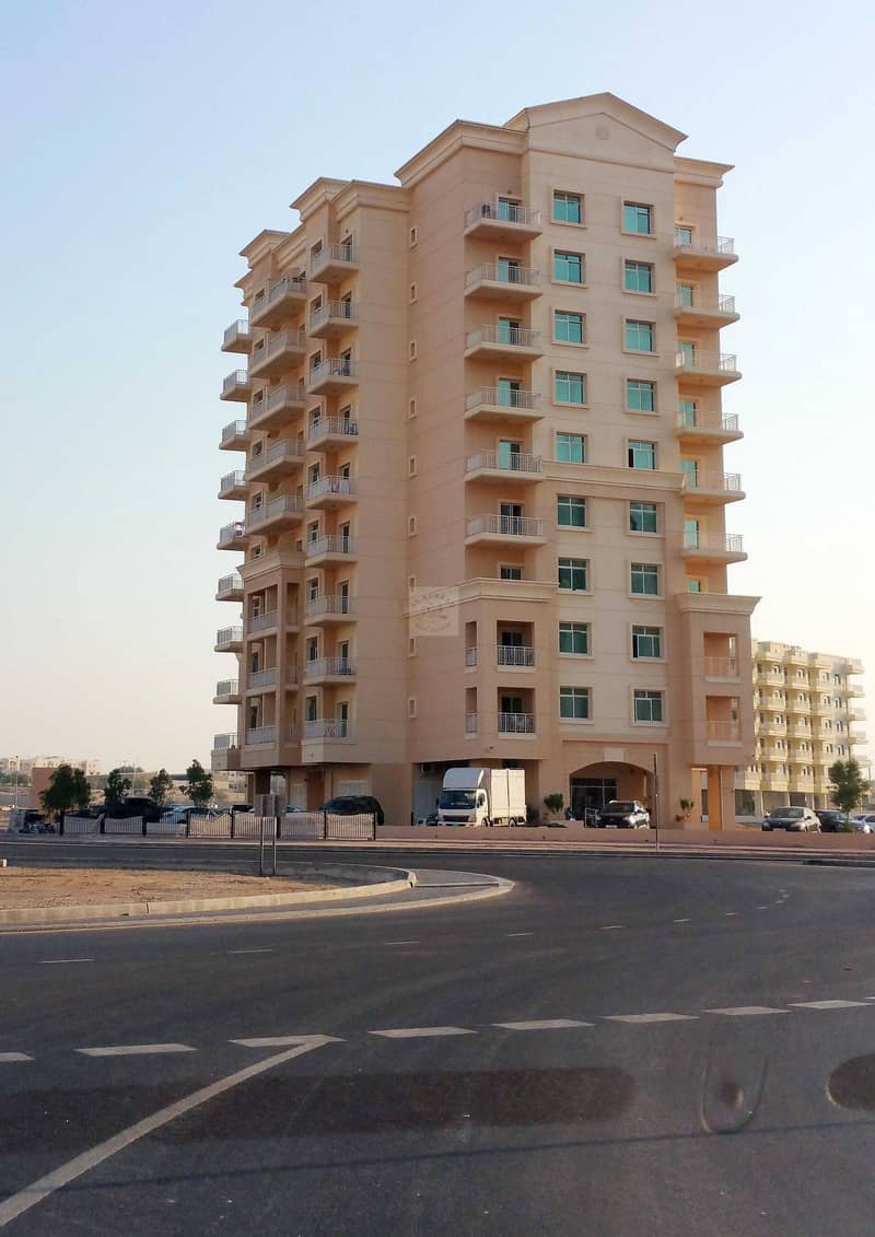 12 1 Bed with balcony for rent in qpoint Liwan