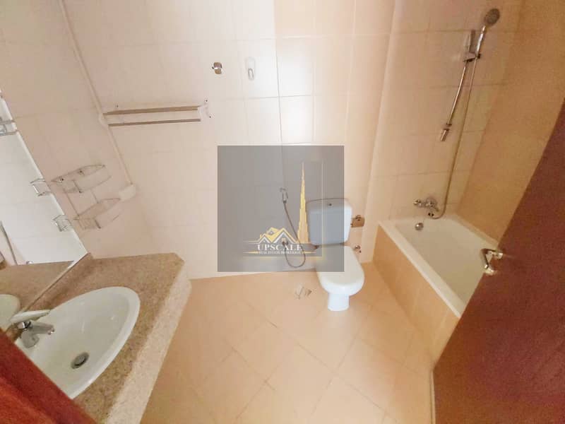 17 SPACIOUS APARTMENT FOR SALE AT INVESTMENT PRICE