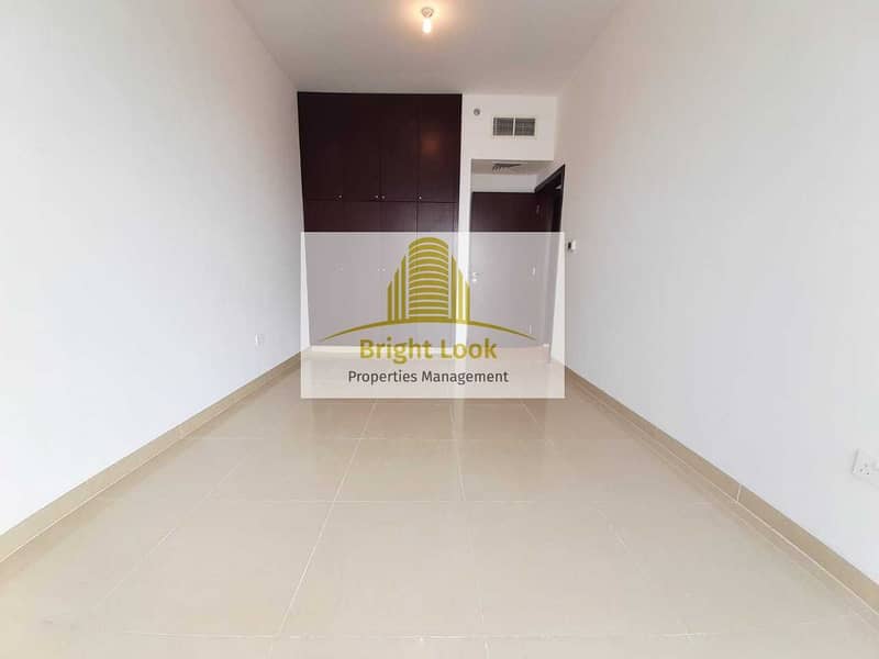 2 Beautiful & Stunning 2 BHK with Parking |60,000/Year| 4 Payments
