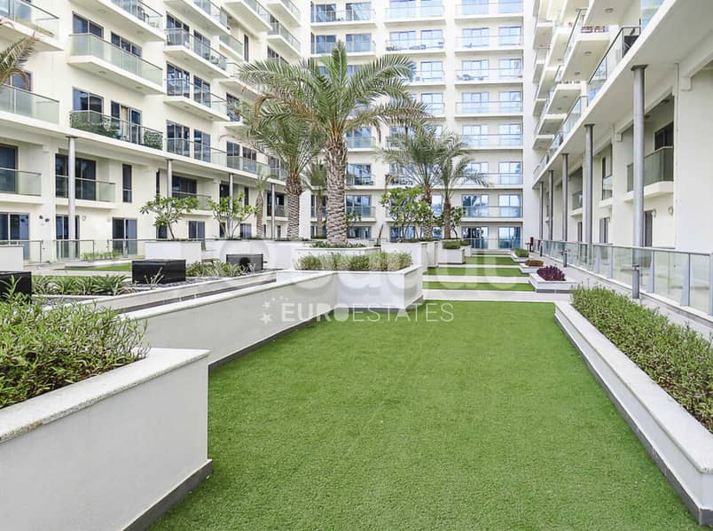 26 Exclusive High floor suite apartment | 2BD | Amazing Facilities