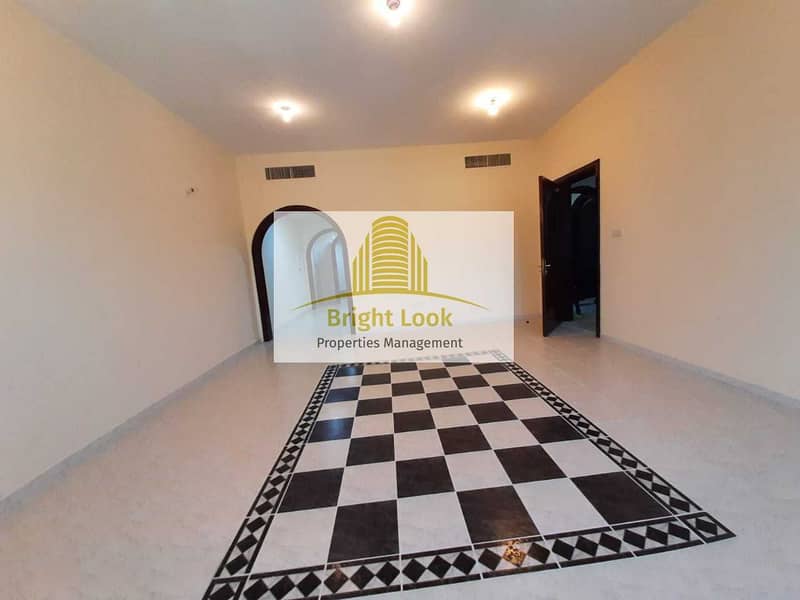 Delightful 3 BHK with Maid's Room & Parking | 67 Delightful 3 BHK with Maid's Room & Parking | 67