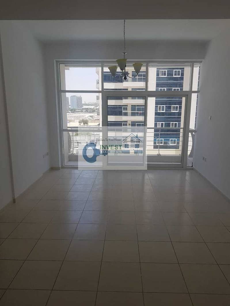 6 NICE 1 BEDROOM APARTMENT WITH POOL VIEW : 2 BALCONIES : READY TO MOVE : ONLY 28K IN 4 CHEQUES