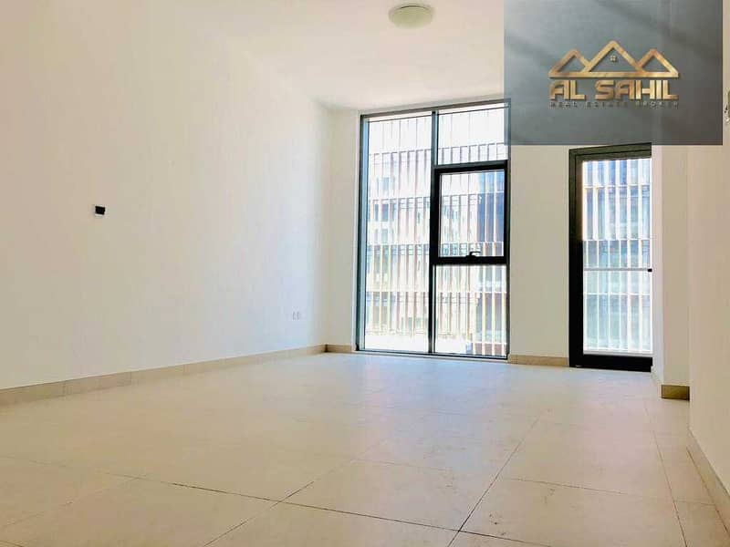 位于阿尔巴沙住宅区，阿尔巴沙1号区 2 卧室的公寓 82000 AED - 5159938