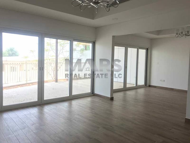 9 Living Excellence with 4BR + Maids Room in Al Bateen
