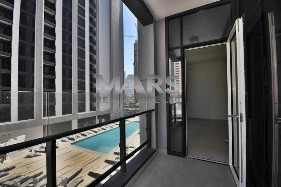 9 Hot Deal - Luxury Apartment w/ Balcony