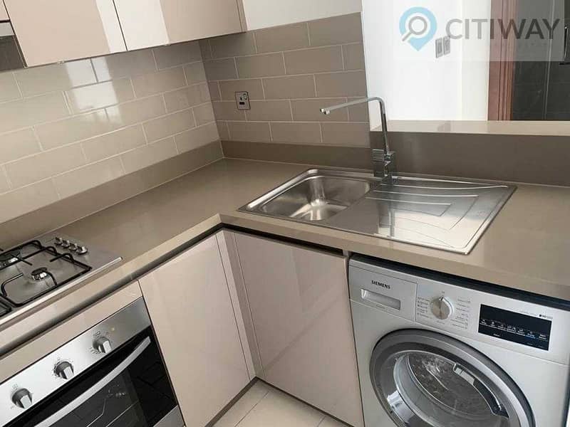 18 Brand new studio apartment with fully equipped kitchen