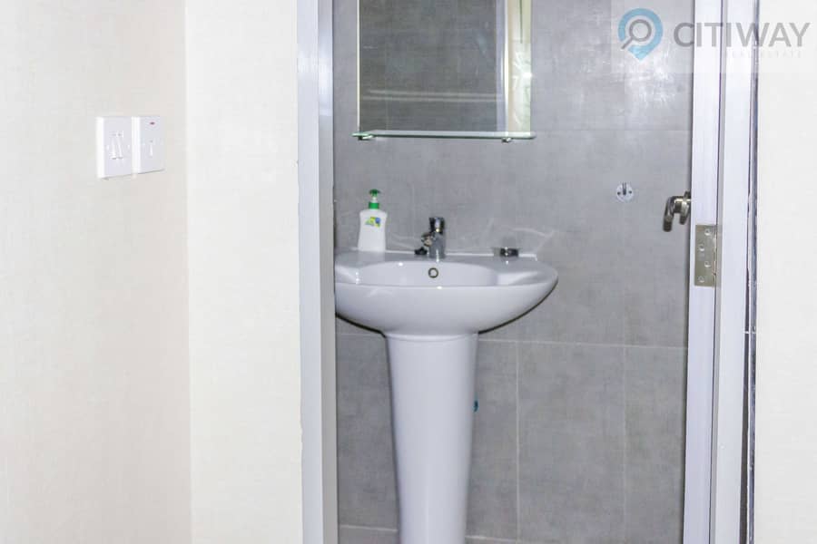 21 Fully Fitted | Attached Bath | Near the Metro