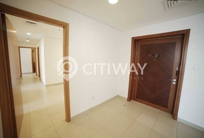 8 Well- maintained apt. | Stunning Sea and Burj view