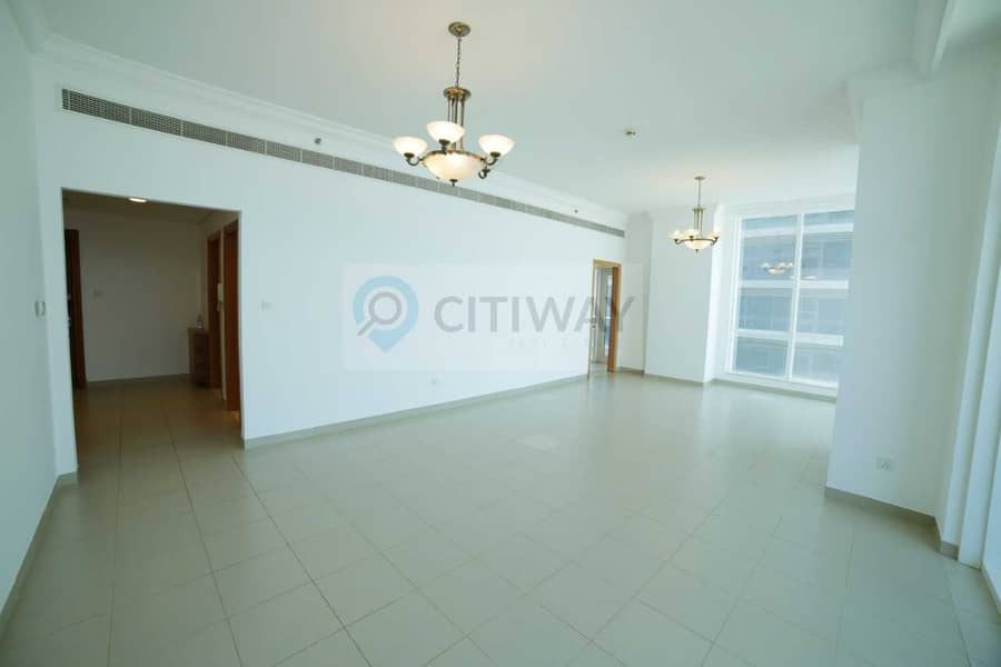 Spacious Apartment for 6 Cheques and 1 month Free!