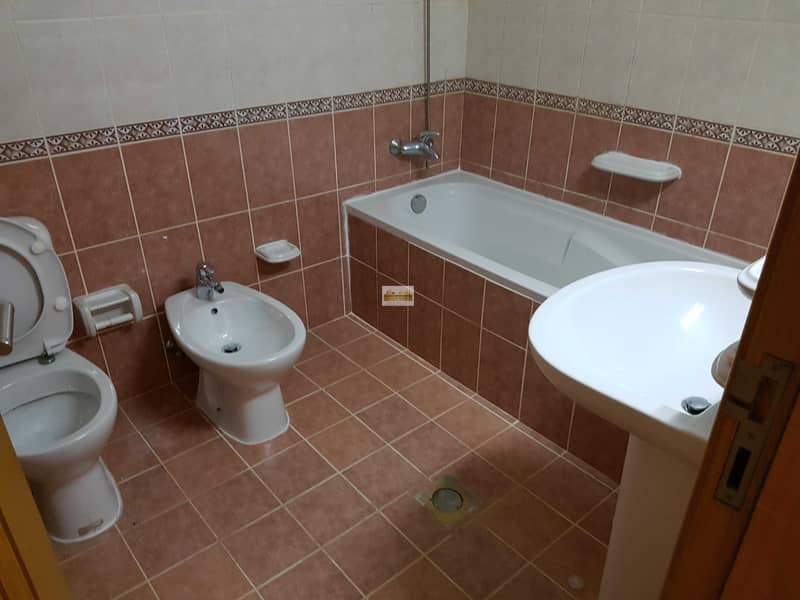 7 Best Price! Well Maintained 1BR Apt in Najda St