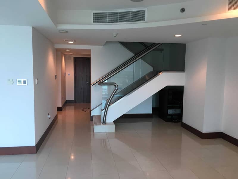 13 Reduced Rent Luxuary 2Br Duplex Apartment for Rent  in Jumeirah Living