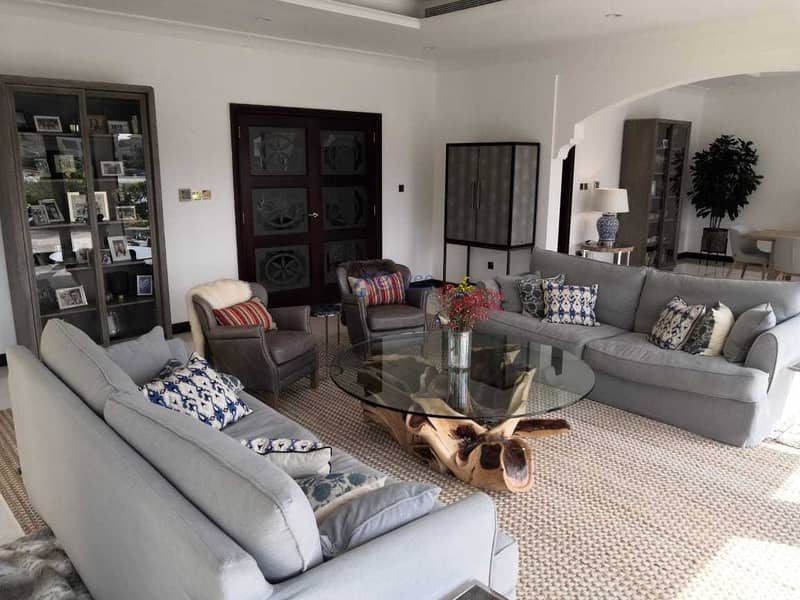 9 Magnificent 4 Bedroom Garden Home for Rent in Palm Jumeirah