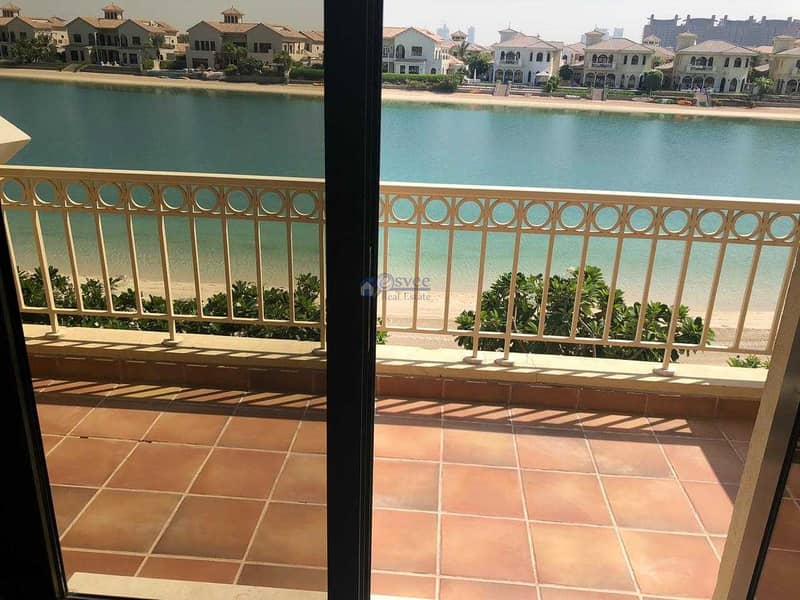23 Magnificent 4 Bedroom Garden Home for Rent in Palm Jumeirah