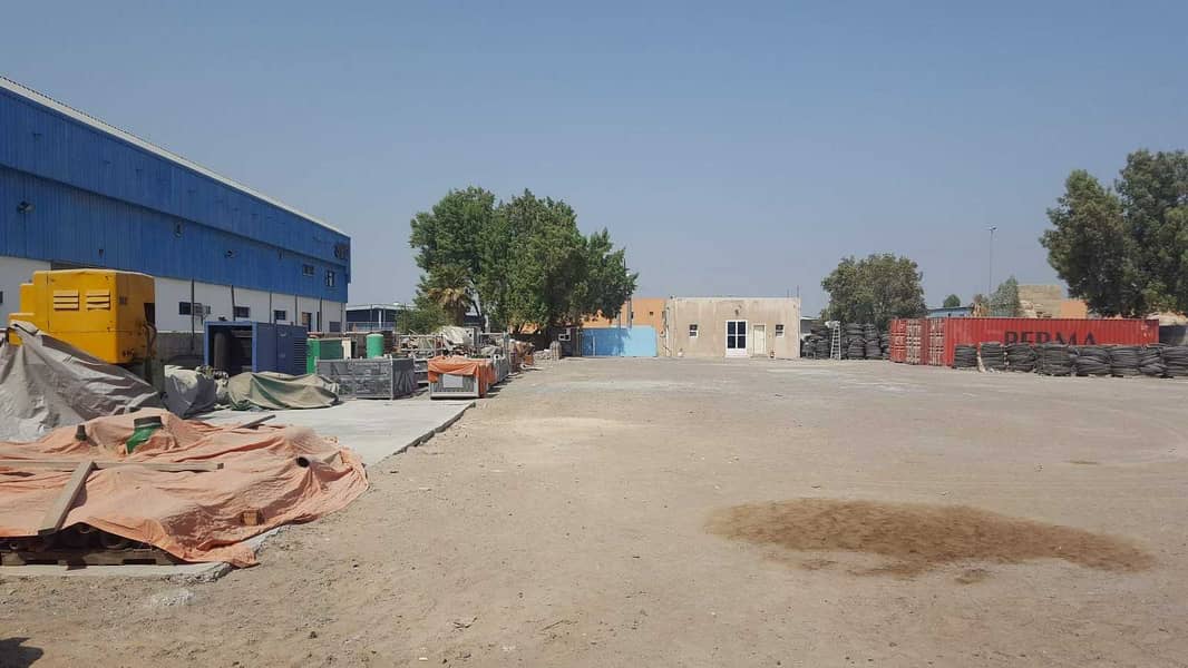 8 Open yard with Warehouse for rent in Al quoz