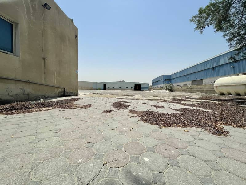 10 Open yard with Warehouse for rent in Al quoz