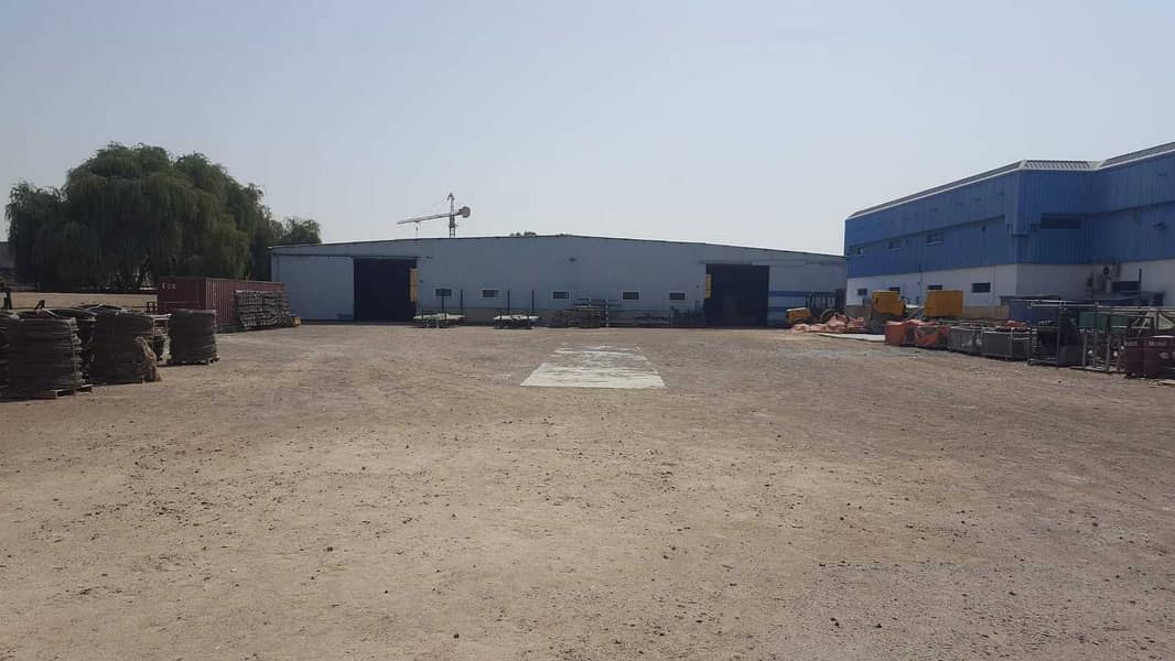 3 Open yard with Warehouse for rent in Al quoz