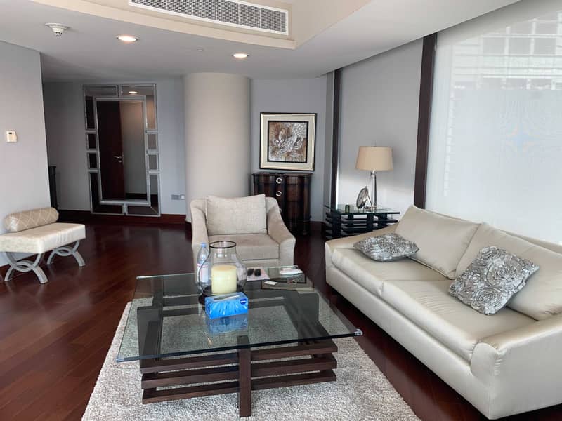 30 luxury Furnished 3br Apartment for Rent in Jumeirah living