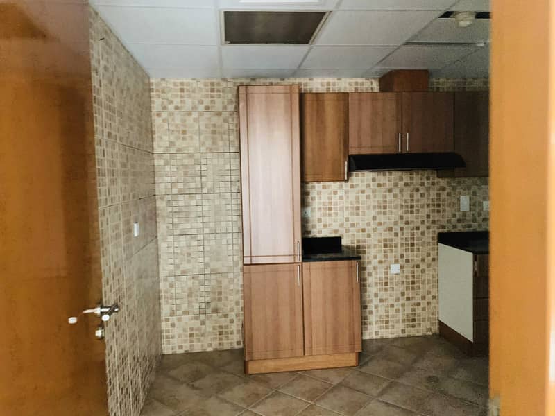 18 Spacious 1Br Apartment for Rent in Karama