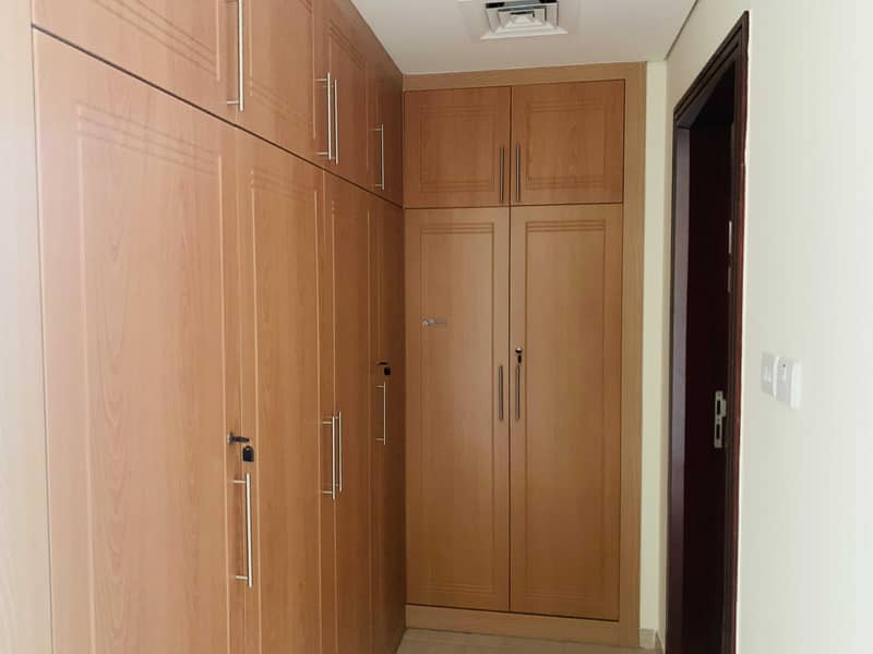 20 Spacious 3Br+maid +Laundry+Store room Apartment at Good Location Al Hudaiba