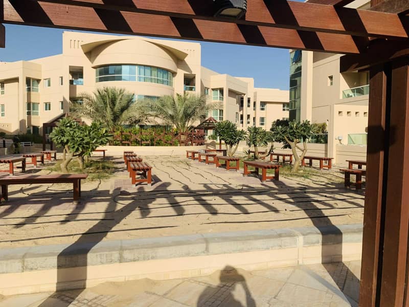 26 Spacious 3Br+maid +Laundry+Store room Apartment at Good Location Al Hudaiba