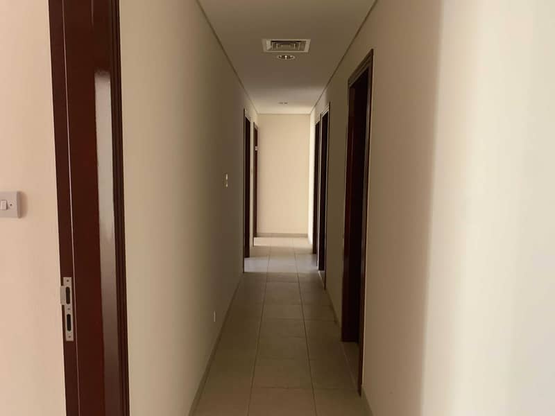 32 Spacious 3Br+maid +Laundry+Store room Apartment at Good Location Al Hudaiba