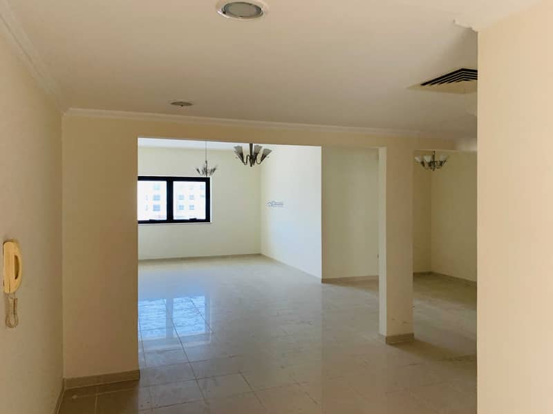 2 Spacious 3Br apartment at Good Location Al Hudaiba