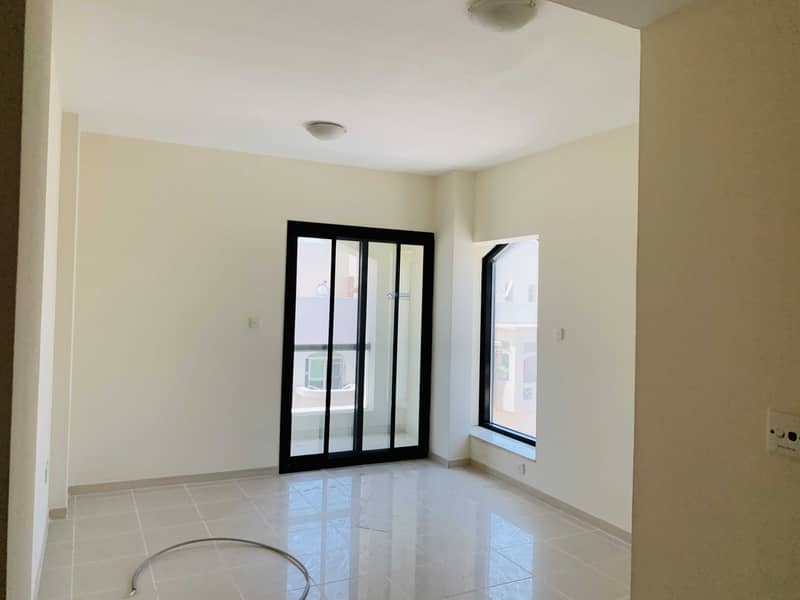 9 Spacious 3Br apartment at Good Location Al Hudaiba