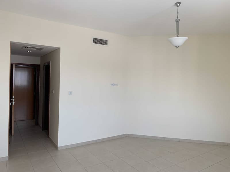 Spacious 2Br Apartment  Good Location Al Hudaiba