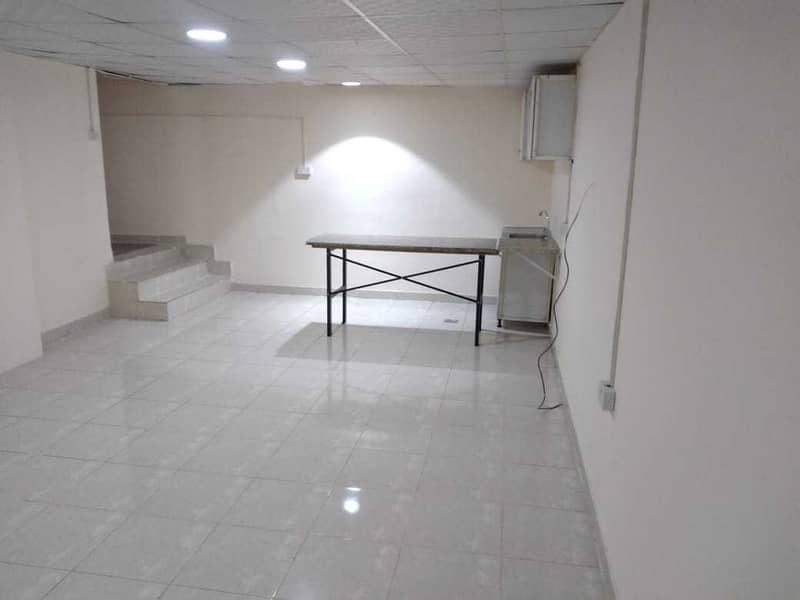 3 Big Lovely Apt | Spacious Room | Officer City