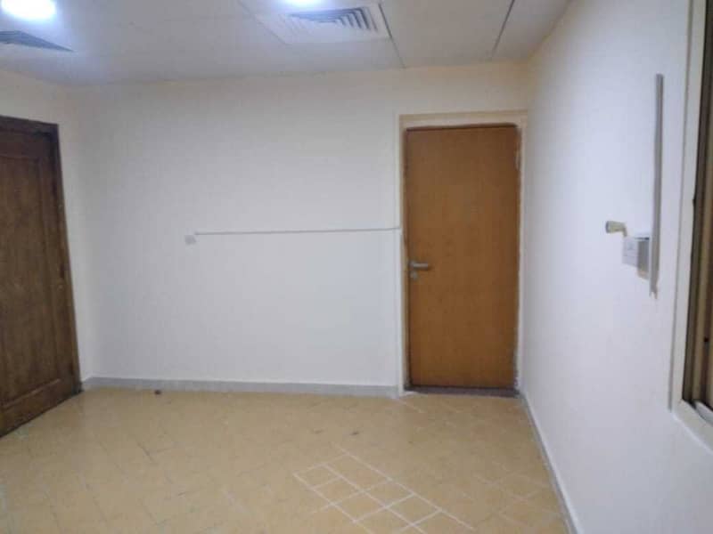 9 Big Lovely Apt | Spacious Room | Officer City