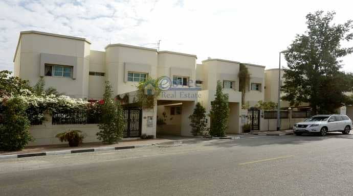 Nice 3Br plus Maid villas with Garden at Reasonable rent for 13 Months