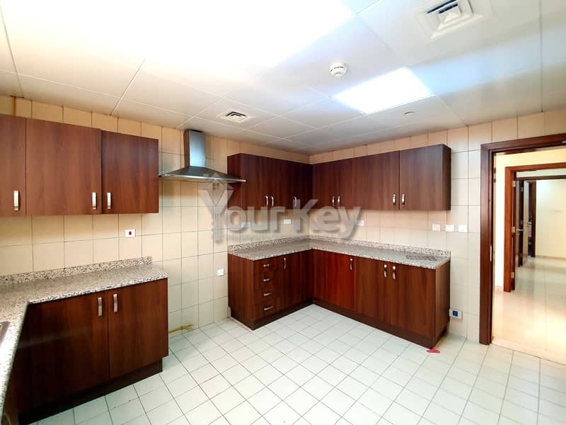 5 Luxury Living 2 BR+Maid Ready to move