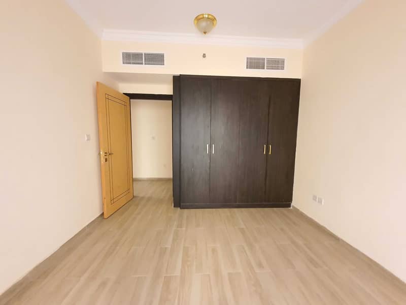 Квартира в Мувайле, 2 cпальни, 38000 AED - 5269708