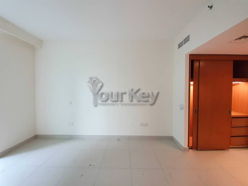 10 Spacious and Neat 2BR with Balcony | City View