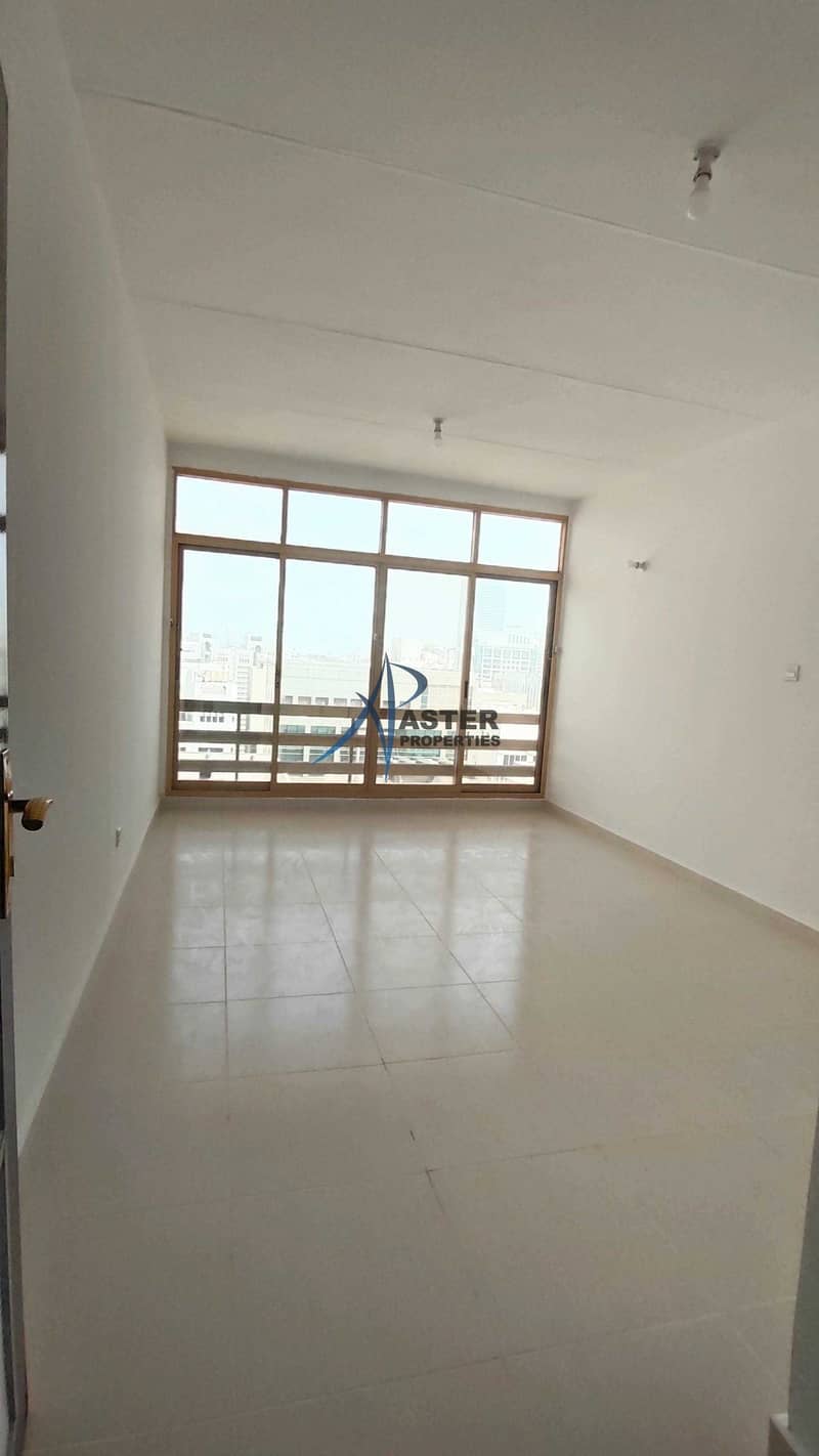 6 Spacious 3 Bedroom Duplex Apartment for Rent in Corniche