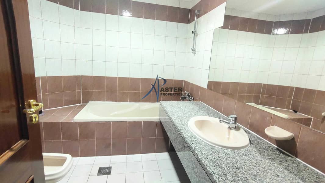 16 wonderful  4 Bed Apartment in Al Wahda Tower