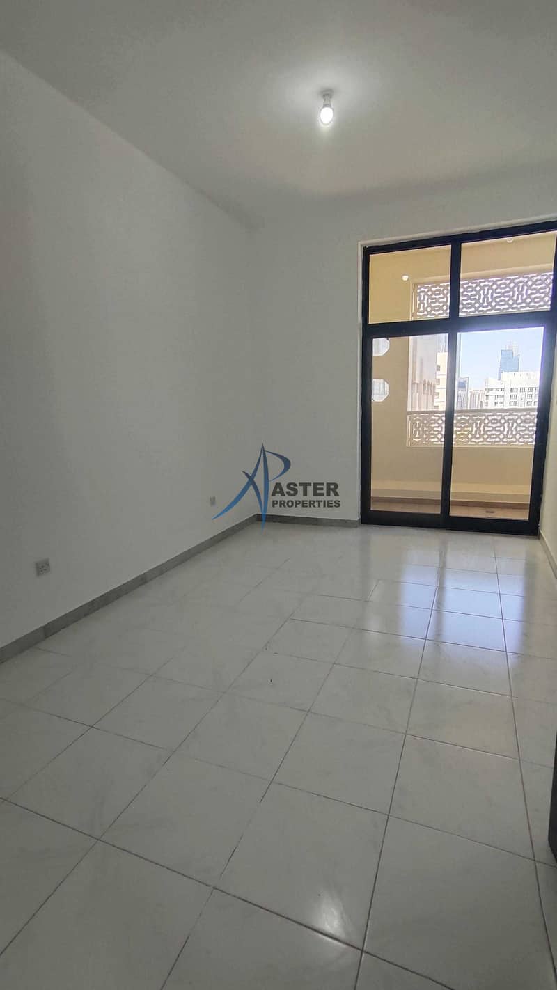 5 APARTMENT FOR RENT IN SHEIKH SAIF TOWER Huge 4 Bedrooms