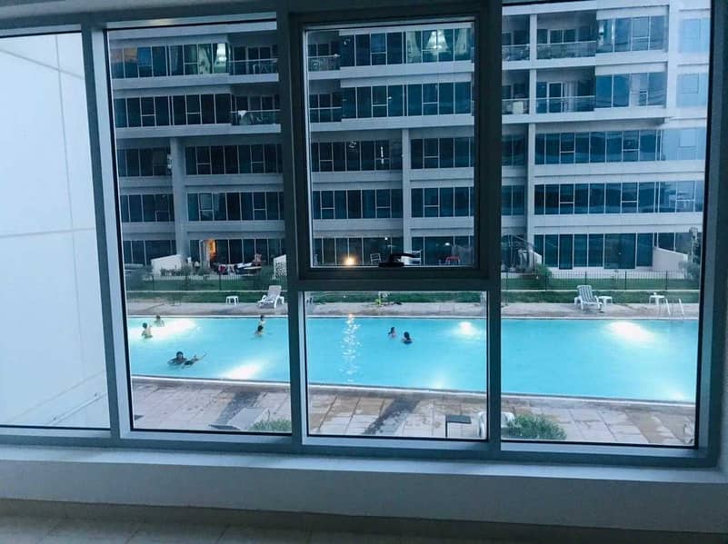 9 Newly Renovated Lavish 1Bhk Pool View In Prime Location Of Skycourts Tower