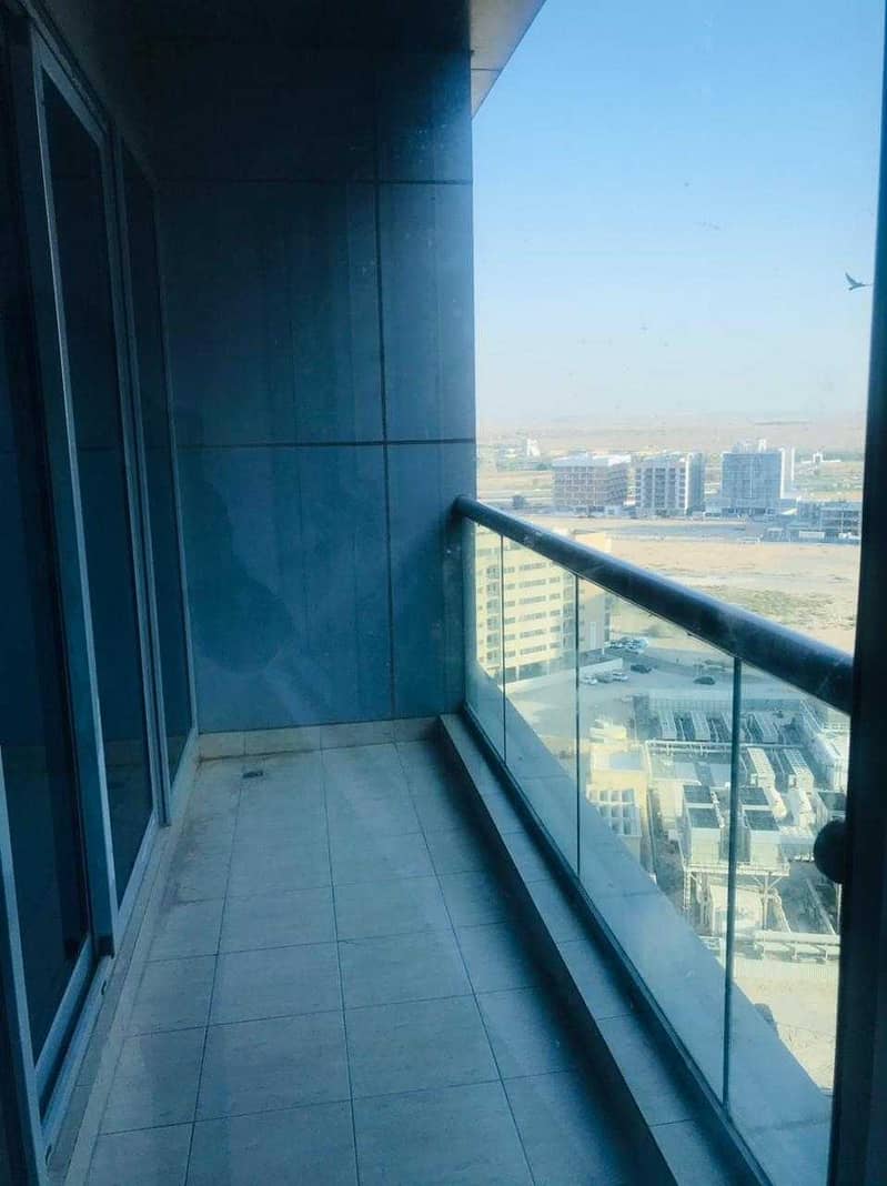 3 Lowest Price 1Bhk With Balcony Pool View For Sale In Skycourts Tower
