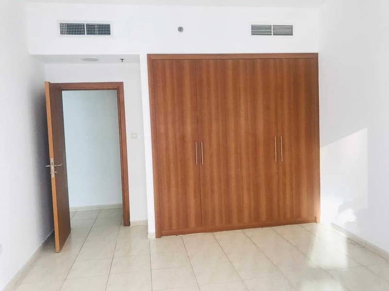 5 Lowest Price 1Bhk With Balcony Pool View For Sale In Skycourts Tower