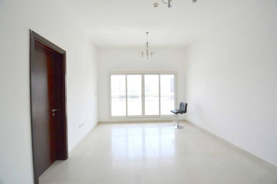 Investor deal 1-br  hall with balcony only in 490k