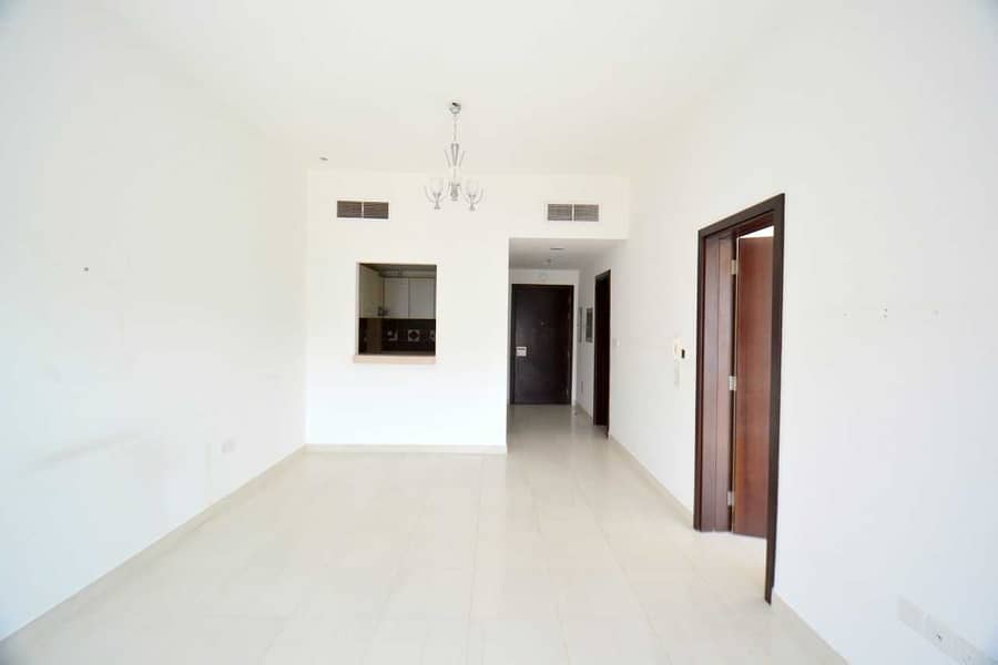 8 Investor deal 1-br  hall with balcony only in 490k
