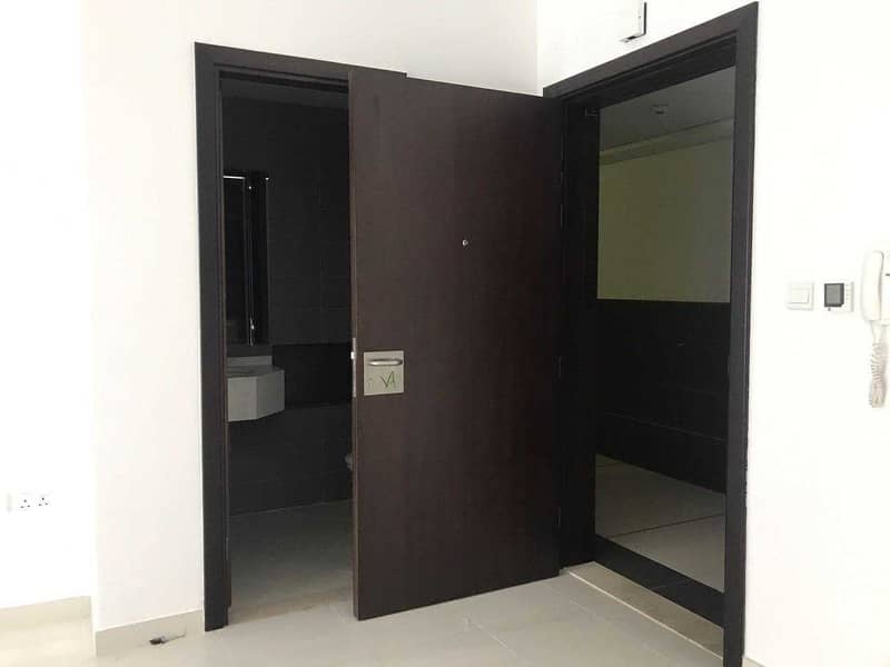 2 Reduced Lease 1 BHK| Vacant and Ready