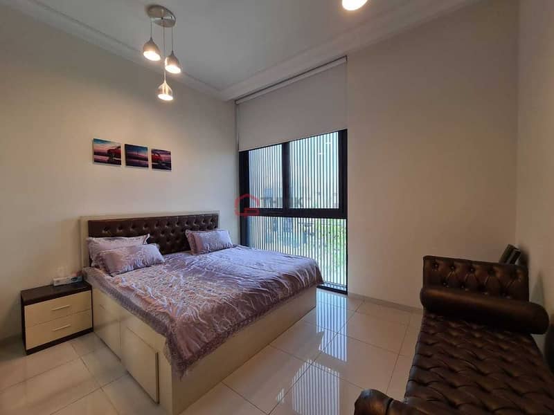 5 Upgraded V3 5BR + Maids Close to Pool & Park