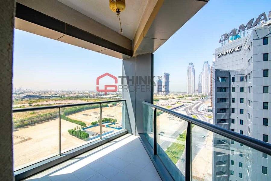 2 Vibrant 2BR | Balcony with Panoramic Views
